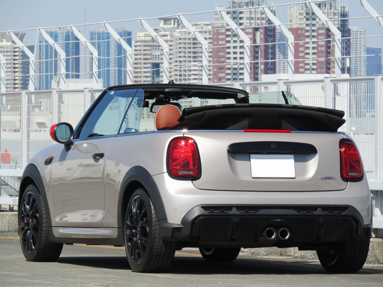 クリックで画像を表示